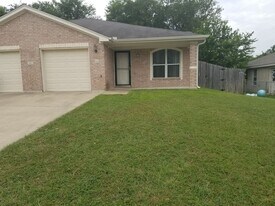 312 Jeff Gordon Dr in Harker Heights, TX - Building Photo