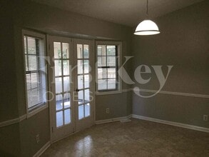 972 Waverly Dr in Lawrenceville, GA - Building Photo - Building Photo