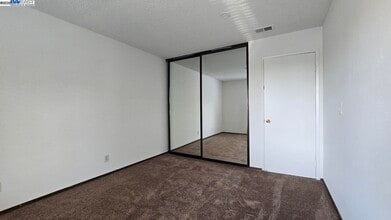6318 Joaquin Murieta Ave in Newark, CA - Building Photo - Building Photo
