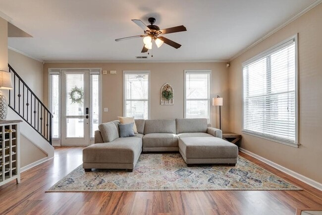 1189 Misty Isle Dr in Memphis, TN - Building Photo - Building Photo