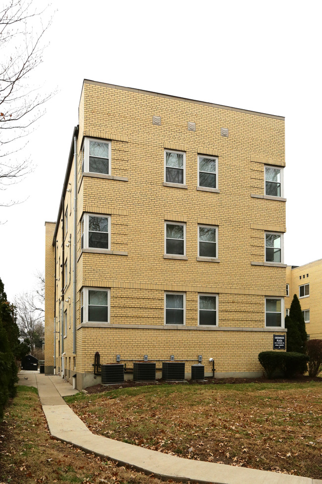 Cherokee Plaza in Louisville, KY - Foto de edificio - Building Photo