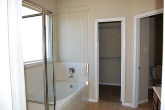 5711 Coyote Call Ct in Katy, TX - Foto de edificio - Building Photo