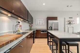 285 Columbus Ave, Unit 407 in Boston, MA - Building Photo - Building Photo