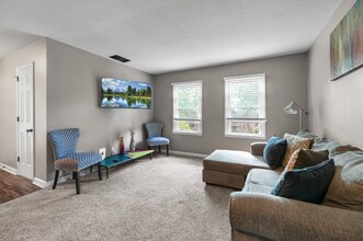 2126 Belle Grove Dr SW in Huntsville, AL - Building Photo - Building Photo