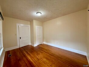 1302 Clinton Ave E in Huntsville, AL - Building Photo - Building Photo