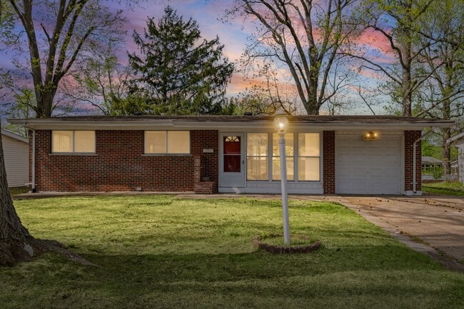 property at 10539 Monarch Dr