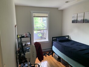 101 Hammond St, Unit Hammond St in Boston, MA - Building Photo - Building Photo