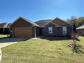 106 Summerset Ln in Huntsville, AL - Building Photo - Building Photo