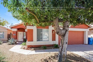 1925 E Fellars Dr in Phoenix, AZ - Building Photo