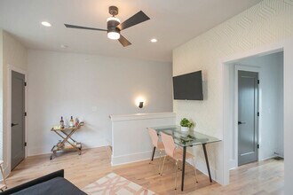 1700 19th Ave S in Nashville, TN - Building Photo - Building Photo