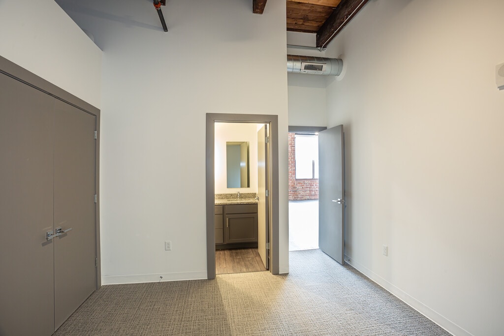 The Station Lofts at the Riverfront Apartments in Leavenworth, KS