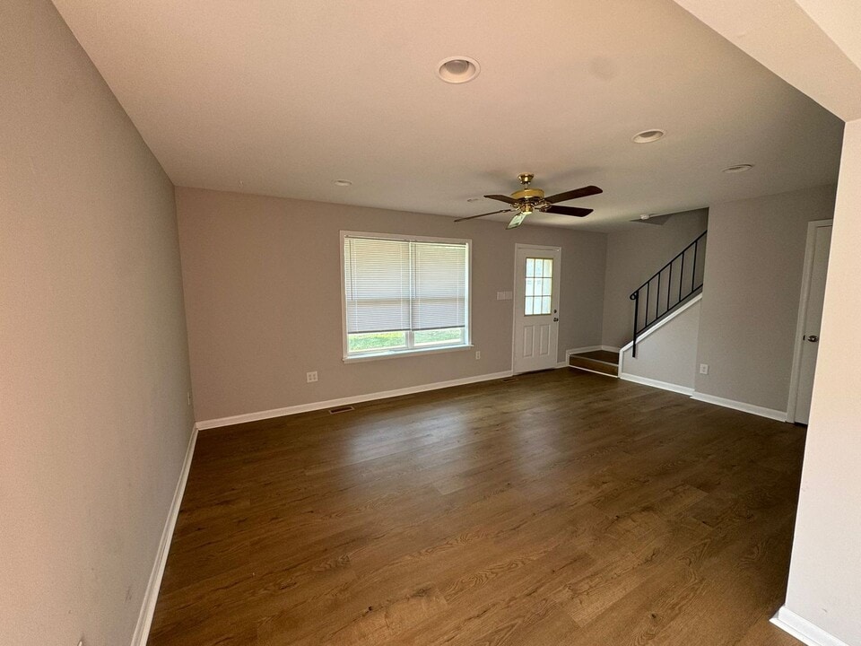 6 Lyric Ct in Sicklerville, NJ - Building Photo