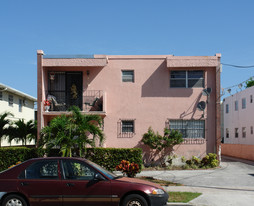 1537 SW 5th St Apartments