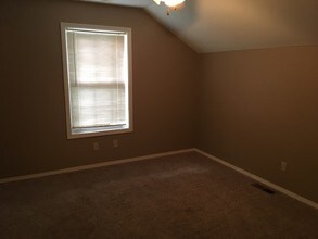 713 E Monroe St-Unit -Apt A in Pittsburg, KS - Building Photo - Building Photo