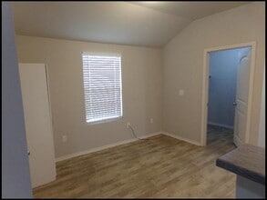 53 Laney Lp in Little Rock, AR - Foto de edificio - Building Photo