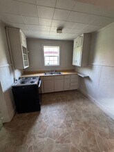429 Perry Ave in Fort Wayne, IN - Building Photo - Building Photo