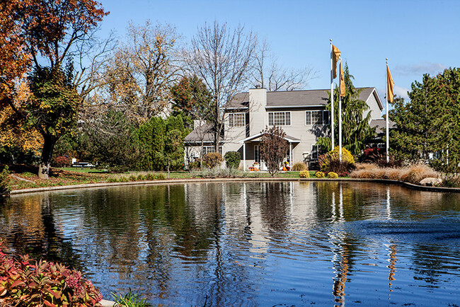 Brandy Chase Apartment Homes in Fort Wayne, IN - Foto de edificio - Building Photo