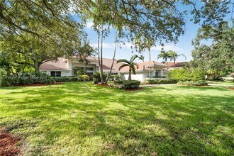 9818 SW 111th Terrace in Miami, FL - Building Photo - Building Photo