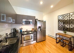 315 Willow Ave in Hoboken, NJ - Building Photo - Building Photo