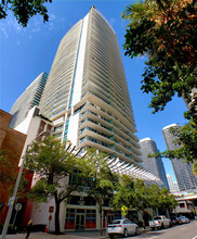 1100 S Miami Ave, Unit 2910 in Miami, FL - Building Photo - Building Photo