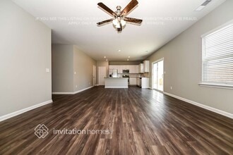 800 Gelderland Dr in Hampton, GA - Building Photo - Building Photo