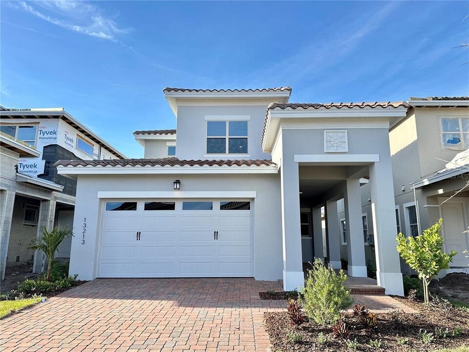 13213 Winterton Ln in Orlando, FL - Building Photo