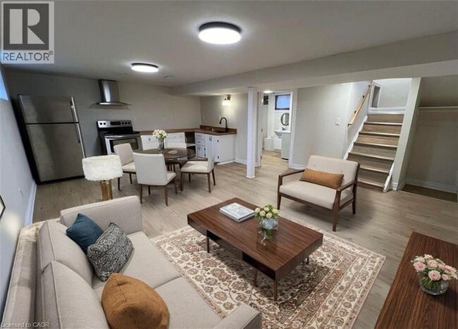 property at 346 E 15th St