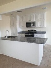 7302 NE Loop 820 in North Richland Hills, TX - Building Photo - Building Photo