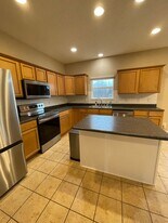 4915 Little Pine Dr in West Lafayette, IN - Building Photo