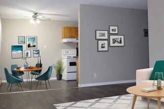 King Edward Apartments in Edmonton, AB - Building Photo - Interior Photo