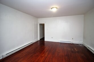 2820 Guilford Ave in Baltimore, MD - Building Photo - Building Photo