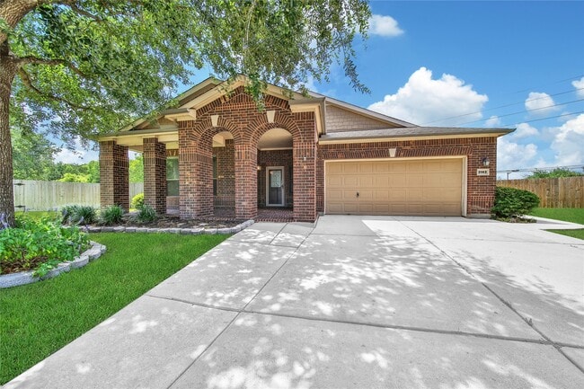 property at 3143 S Royce Cir