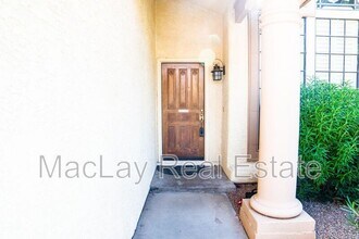 11675 N 91st Ln in Scottsdale, AZ - Foto de edificio - Building Photo
