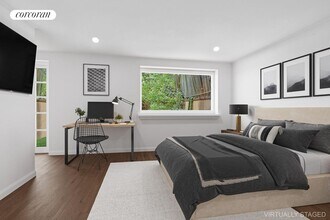 326 W 19th St in New York, NY - Building Photo - Building Photo