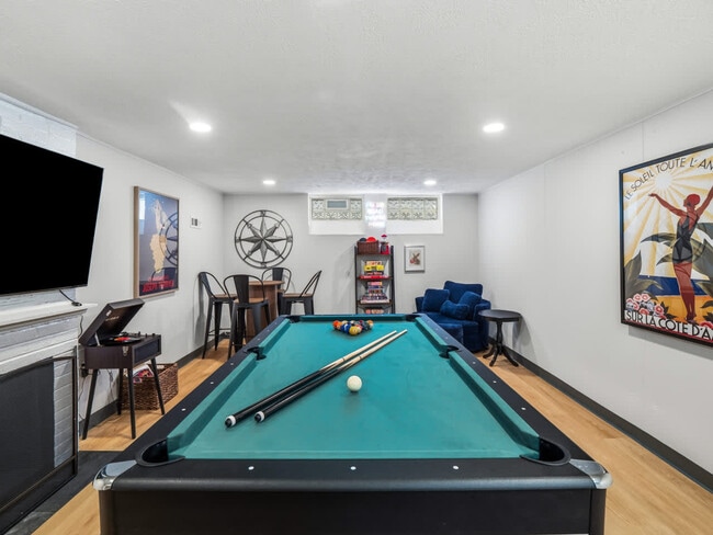 3746 Northwood Rd in University Heights, OH - Building Photo - Building Photo