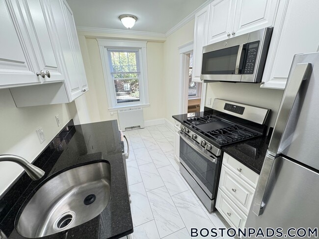 20 Chauncy St, Unit 3 in Cambridge, MA - Foto de edificio - Building Photo