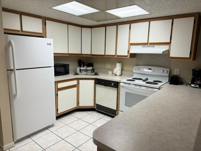 1680 Sunny Brook Ln, Unit 211 in Palm Bay, FL - Building Photo - Building Photo
