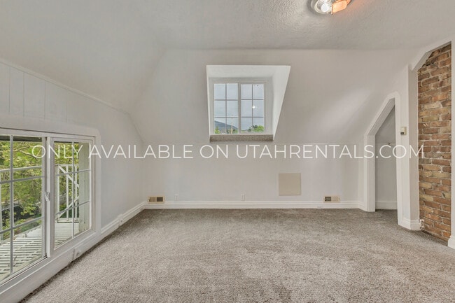 property at 1040 E 200 S