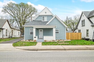 1019 Central Ave in Columbus, IN - Building Photo - Building Photo