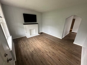 6630 Bartmer Ave, Unit 1F in St. Louis, MO - Building Photo - Building Photo