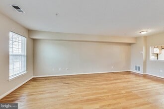 19922 Crystal Rock Dr in Germantown, MD - Building Photo - Building Photo