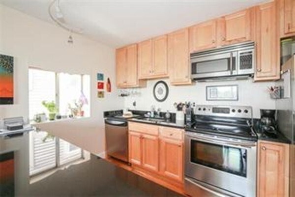property at 386 E 8th St