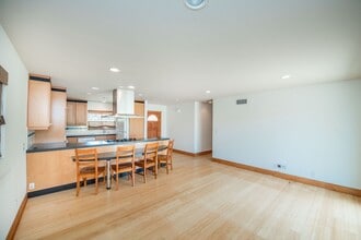 1190 Mariposa Dr in Brea, CA - Building Photo - Building Photo