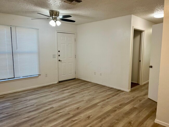 939 L B J Dr in San Angelo, TX - Building Photo - Building Photo