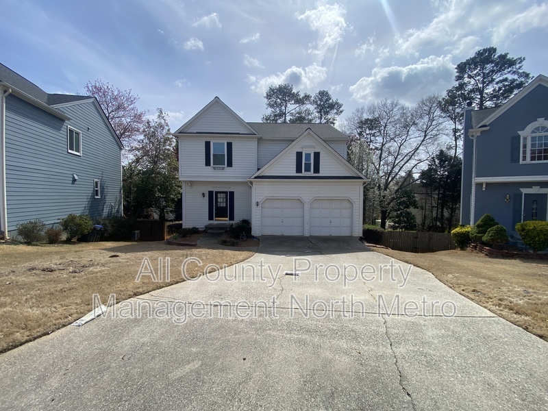 280 Leasingworth Way in Roswell, GA - Building Photo