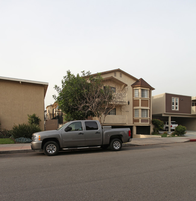 259 W Verdugo Ave in Burbank, CA - Building Photo - Building Photo