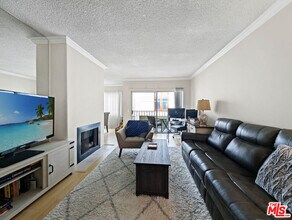 1538 11th St in Santa Monica, CA - Building Photo - Building Photo