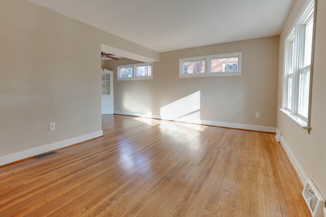 4820 Chamberlayne Ave, Unit 1