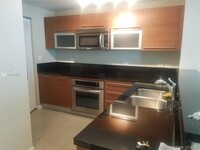 253 NE 2nd St, Unit 1504 in Miami, FL - Building Photo - Building Photo