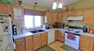 13019 Penn Ave S in Burnsville, MN - Building Photo - Building Photo